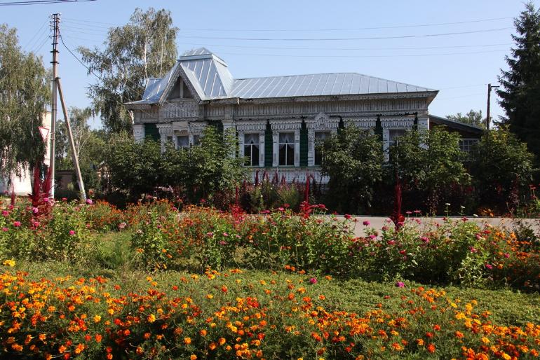 Pushkin Centre dedicated to Natalia Pushkina-Lanskayaй